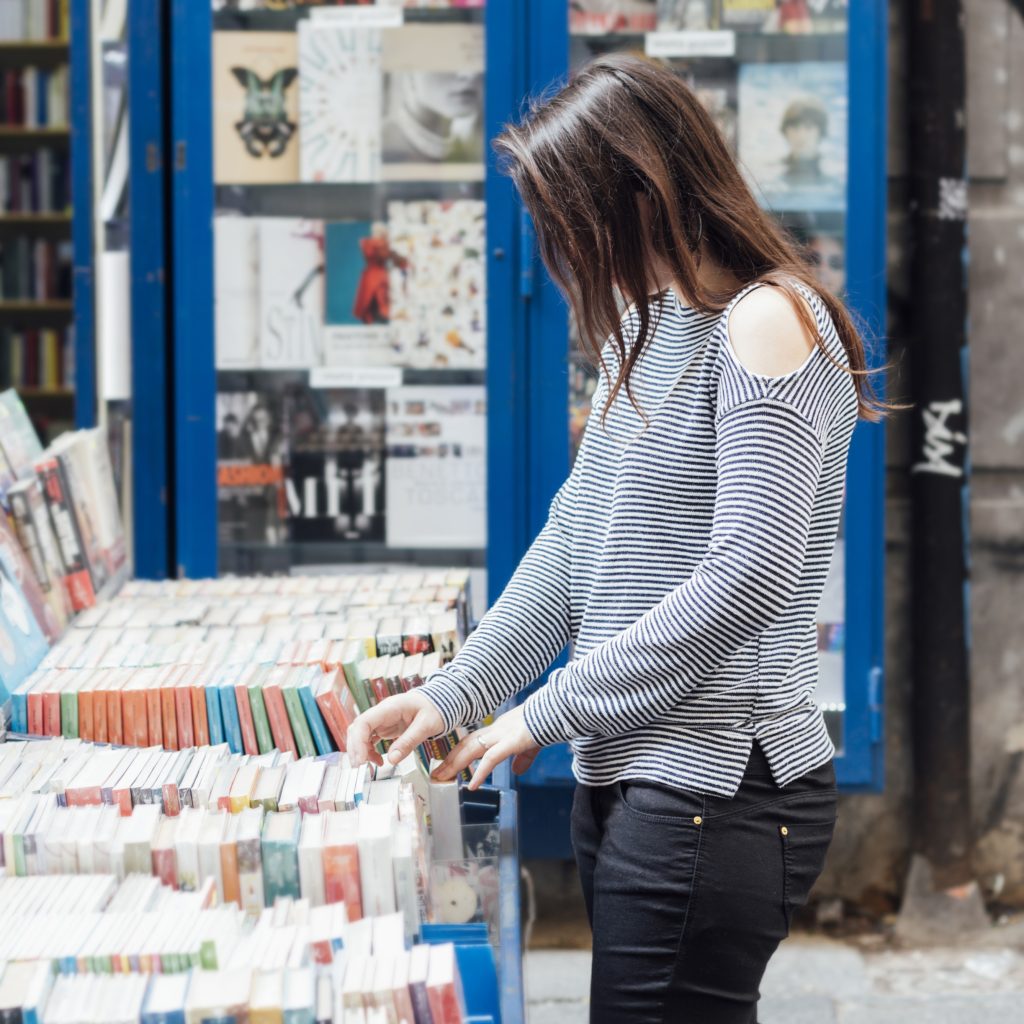 servicio de Expositores PLV y Montaje